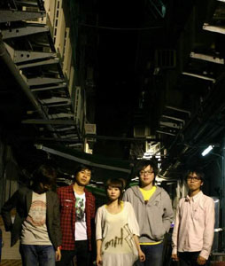 台湾 ロック テクノ ダンスミュージック The Shine Shine Shine Shine インターネットラジオ 音楽 無料 ラジオエーゲ海 インディーズ東京 アーティスト プロモーションサポート
